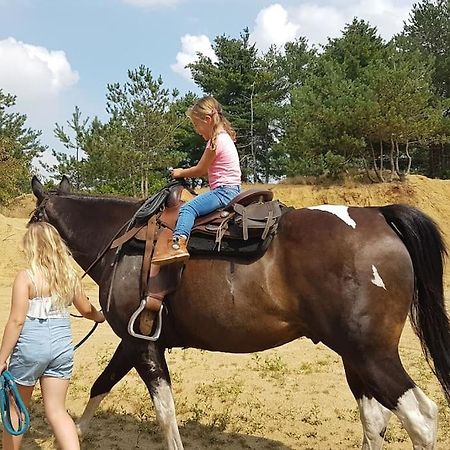 3 Bedroom Chalet On Camping Gt Balen Екстериор снимка