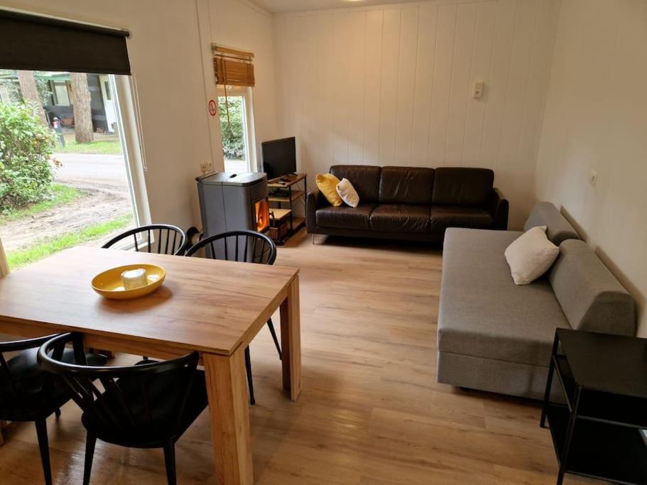 3 Bedroom Chalet On Camping Gt Balen Екстериор снимка