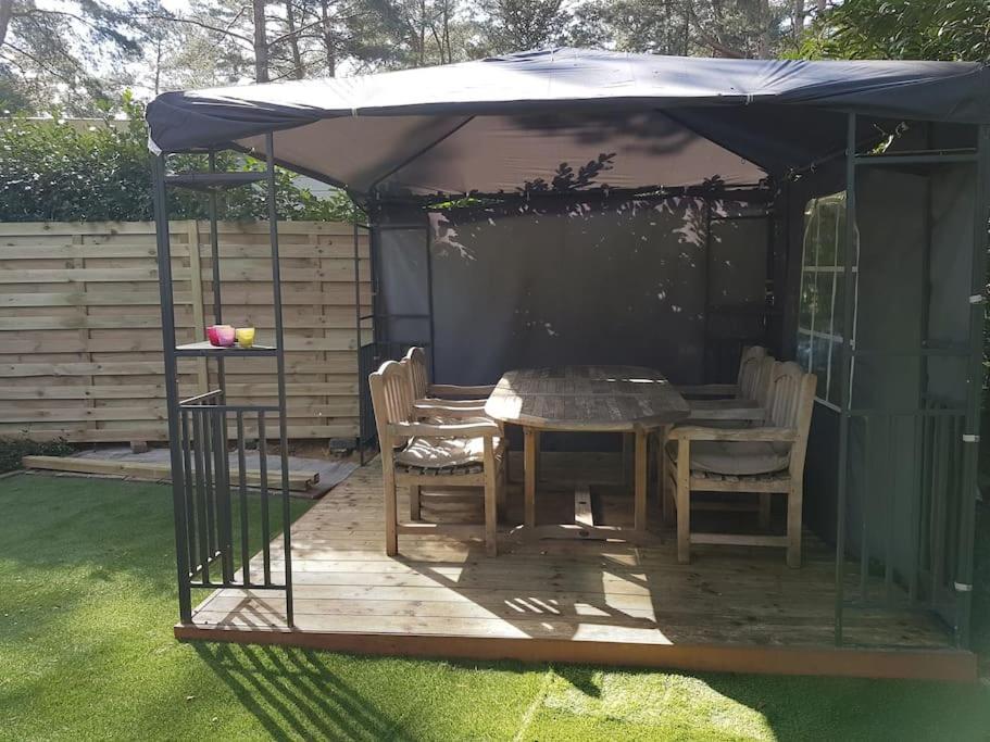 3 Bedroom Chalet On Camping Gt Balen Екстериор снимка