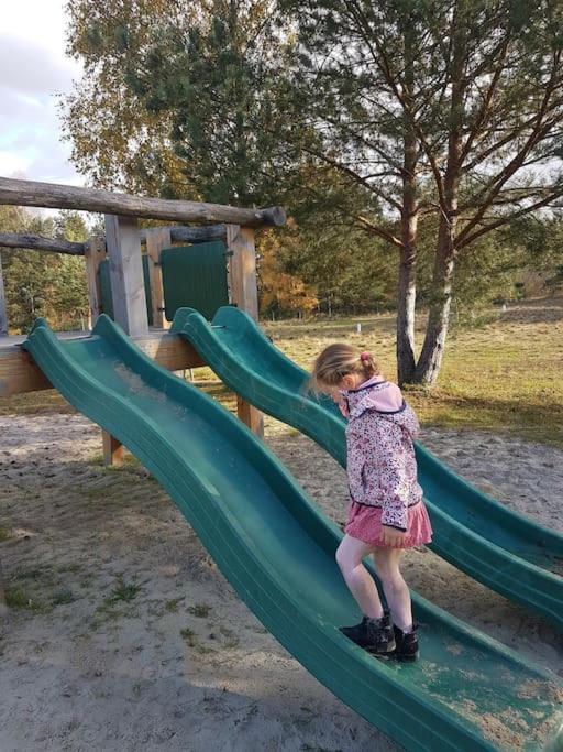 3 Bedroom Chalet On Camping Gt Balen Екстериор снимка